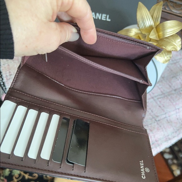 CHANEL LAMBSKIN WALLET ~ NWT ~ PRICE IS FIRM🌹 - Picture 10 of 13